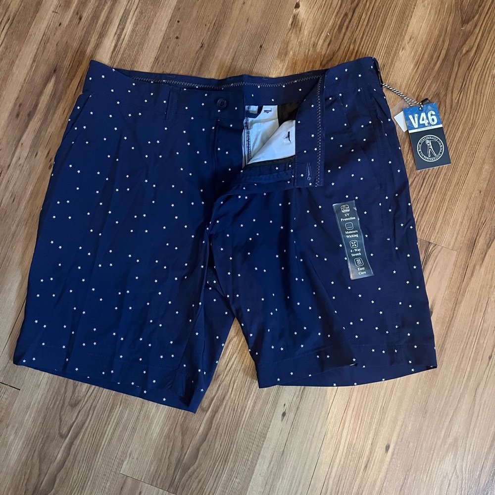 Men’s Golf Navy Shorts. Size 38. New with tags!